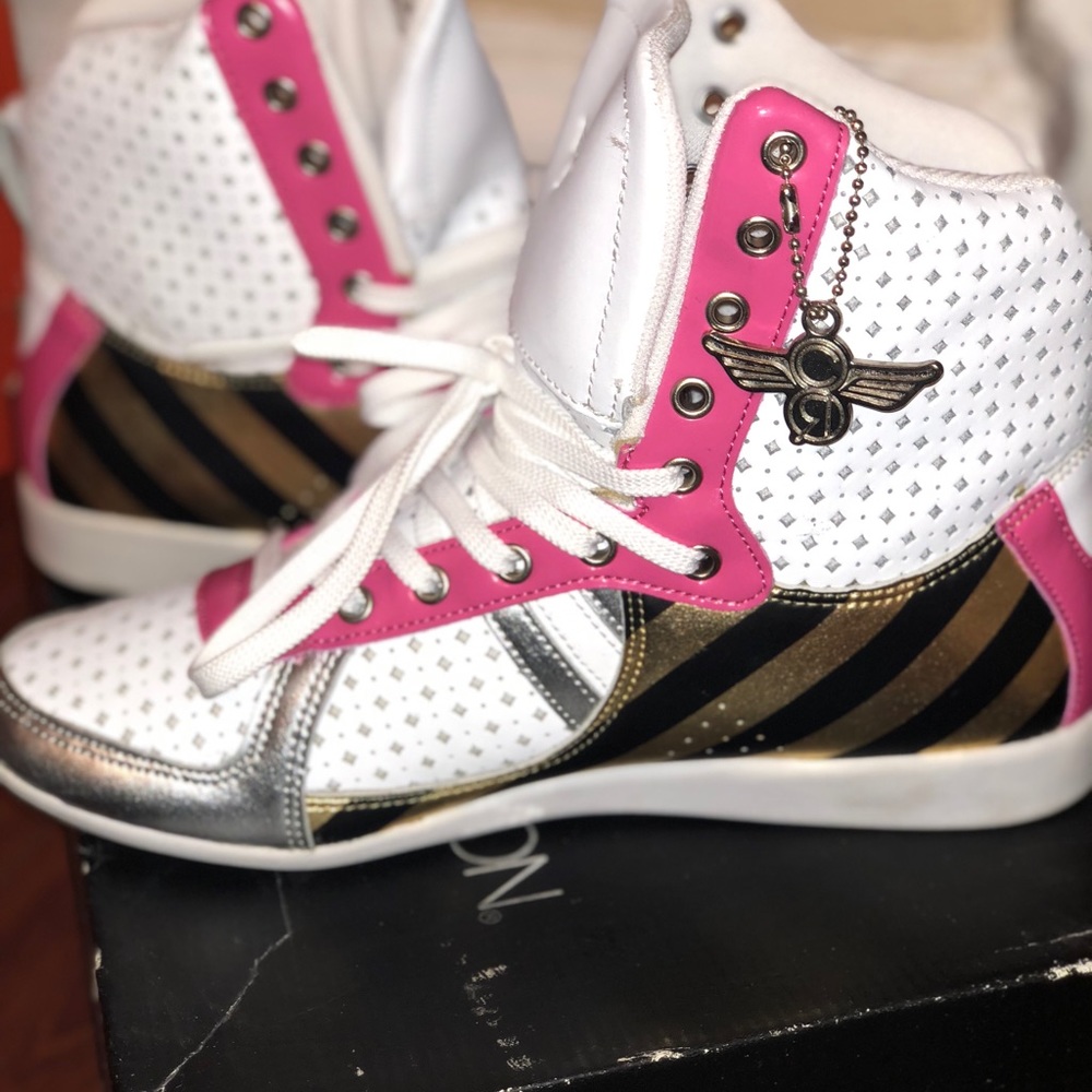 Creative Recreation Women’s Sneakers Size 9